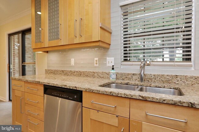 Building Photo - 5440 Barrister Pl