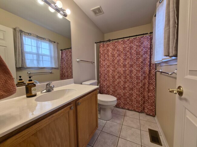 Building Photo - 2337 Hudson Cir