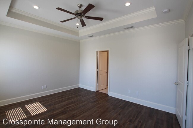 Building Photo - 4 br, 2.5 bath House - 1243 Nate Circle