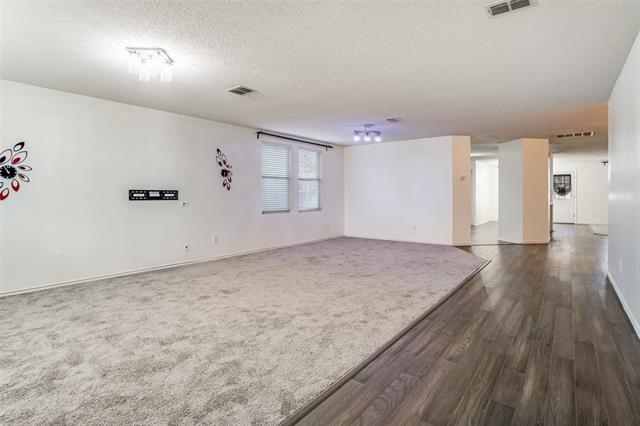 Building Photo - 1130 Annie Oakley Dr