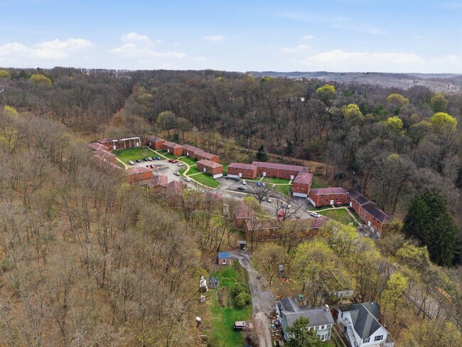 Building Photo - 298 Lumar Dr