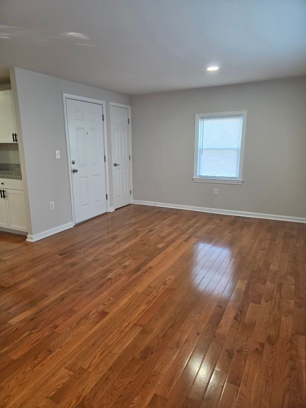 Building Photo - 707 E Baltimore Pike