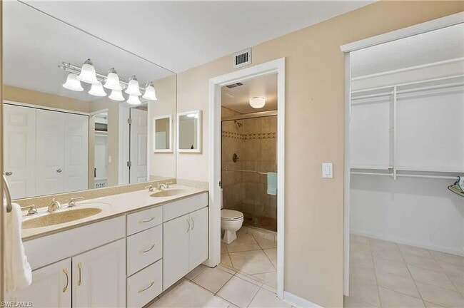 Building Photo - 320 Seaview Ct