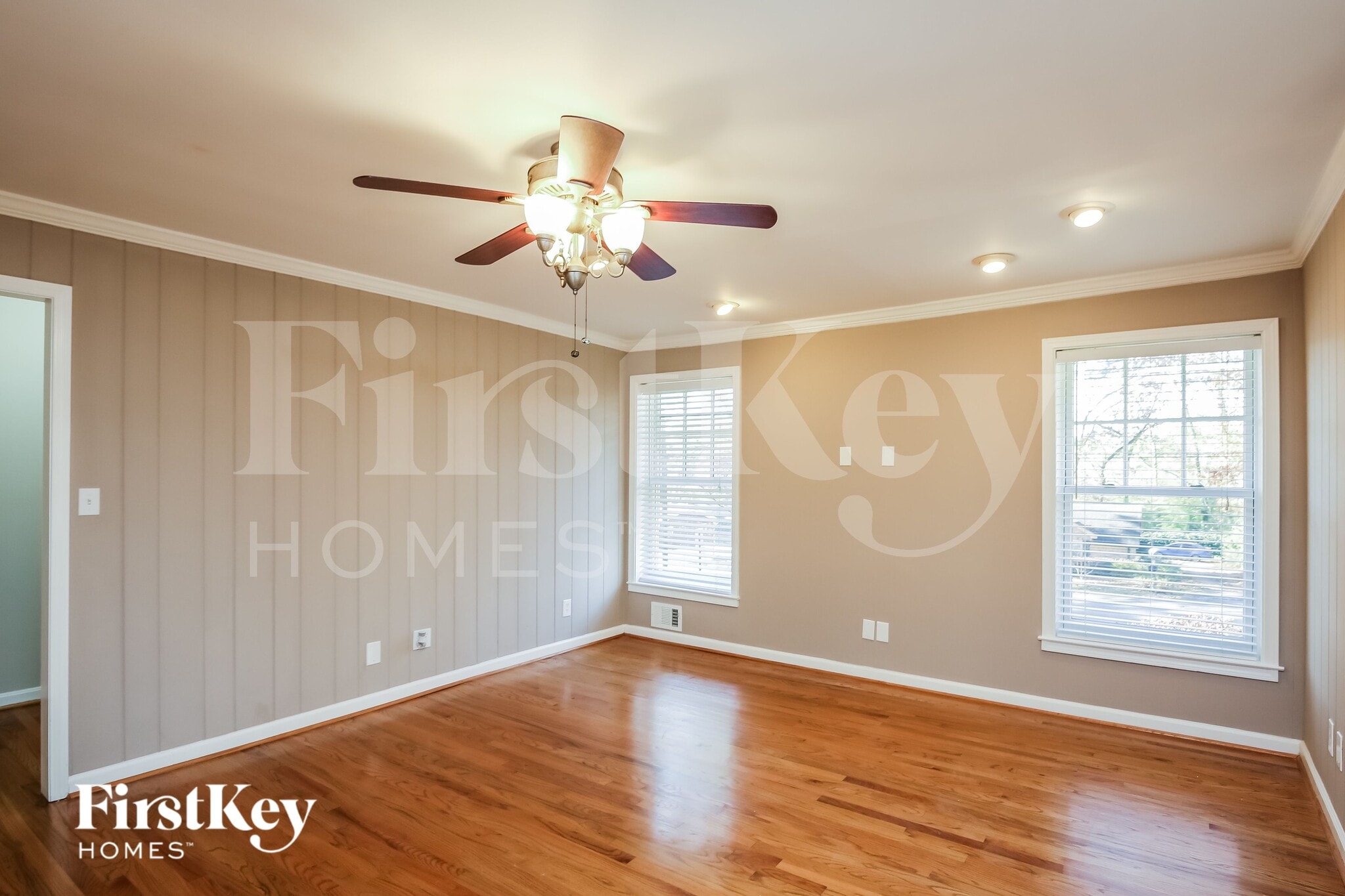 Building Photo - 4336 Lake Laurel Dr