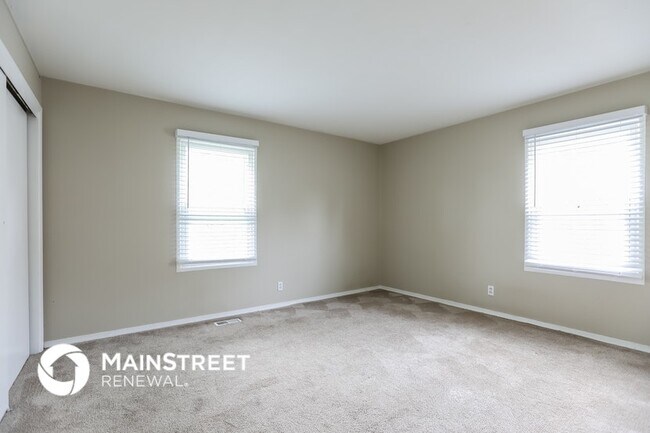 Building Photo - 15316 White Ave