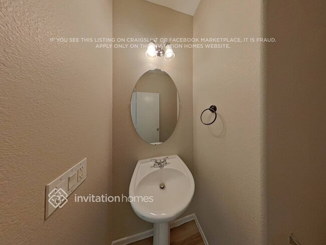 Building Photo - 6229 Mercer Valley St