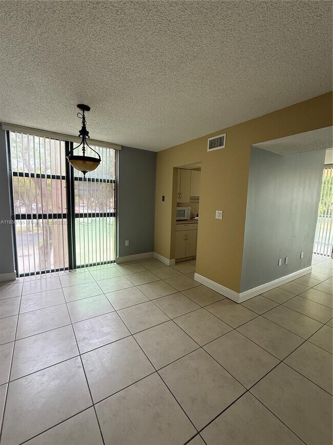 Building Photo - 11780 SW 18th St