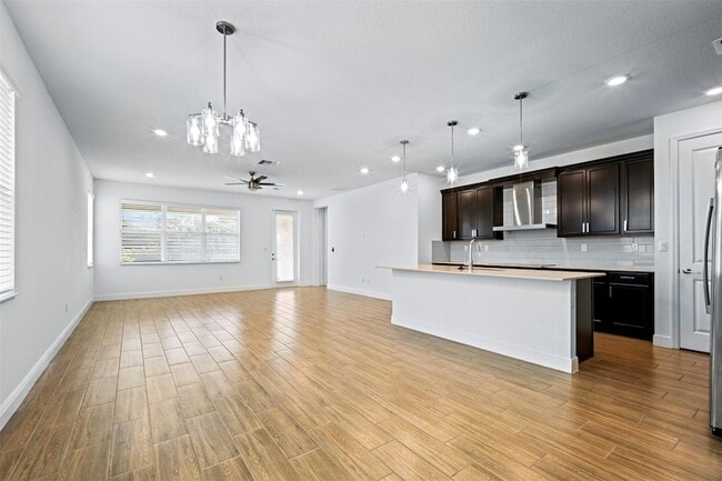 Building Photo - 4281 Marina Way