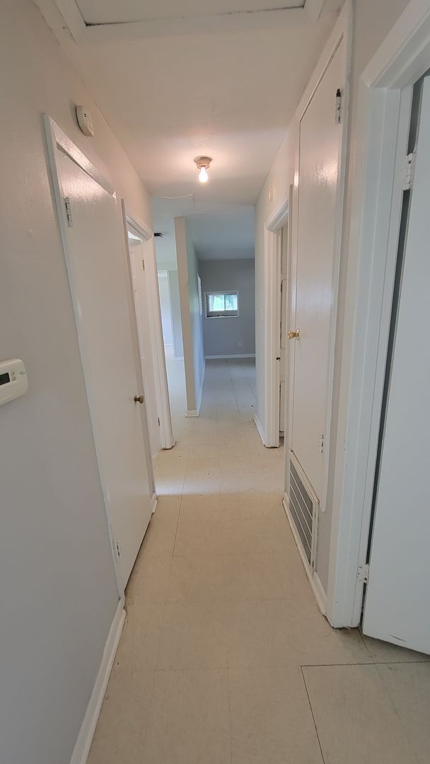 Building Photo - 3406 Black Lake Cir