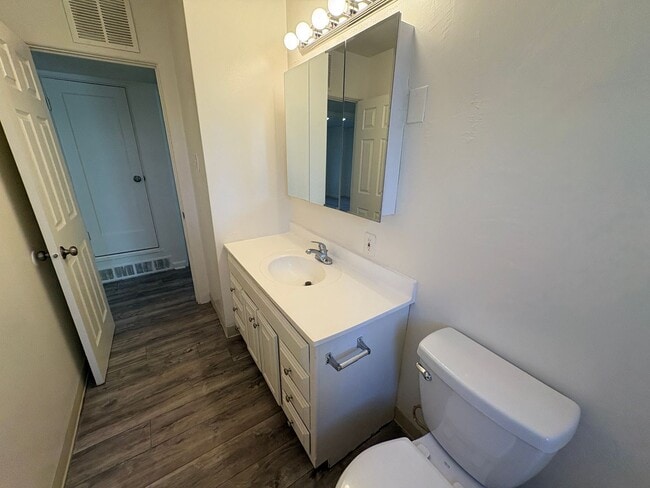 Building Photo - $1000 off first months rent!!  Spacious 4 bedroom 2 bath house with large backyard!