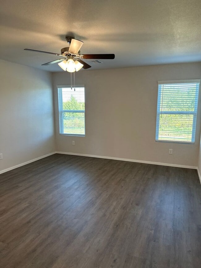 Building Photo - *Pre-leasing* Four Bedroom | Two Bath Home...