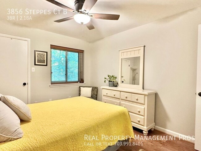 Building Photo - 3856 Steppes Ct