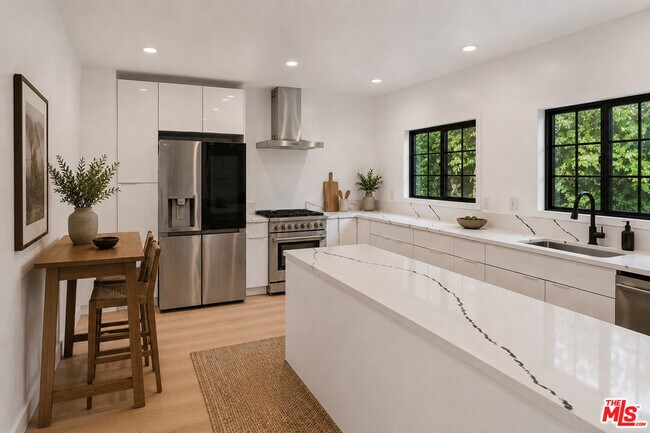 Building Photo - 1800 Benedict Canyon Drive