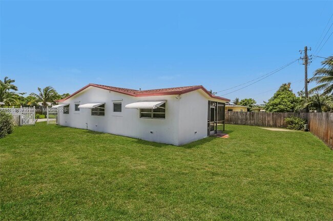 Building Photo - 3611 NW 36th St
