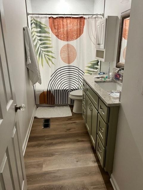 Building Photo - 2530 Rolling View Dr SE