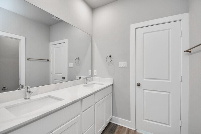 Building Photo - 21023 Treasure Gate Ln