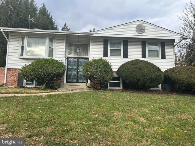 Building Photo - 4402 Sellman Rd