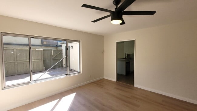 Building Photo - Convienently Located In Mira Masa