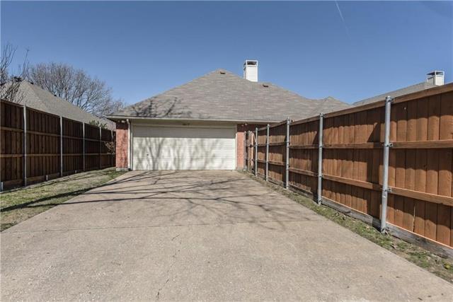 Building Photo - 4812 Holly Berry Dr