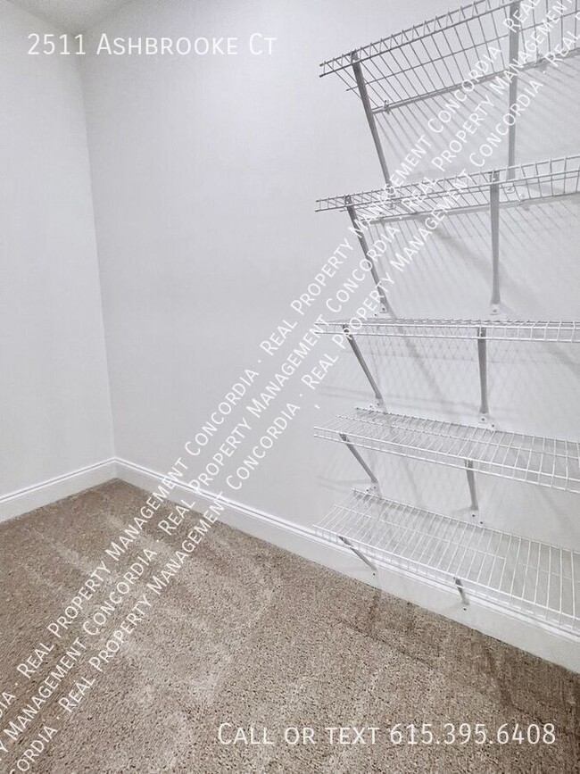 Building Photo - 2511 Ashbrooke Ct