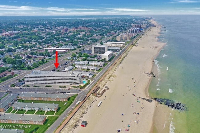 Building Photo - 525 Ocean Blvd