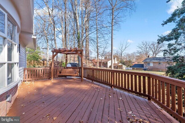Building Photo - 5505 Avon Ct