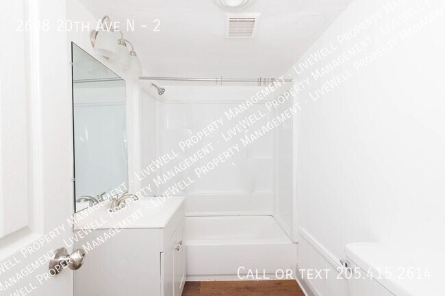 Building Photo - 2608 20th Ave N