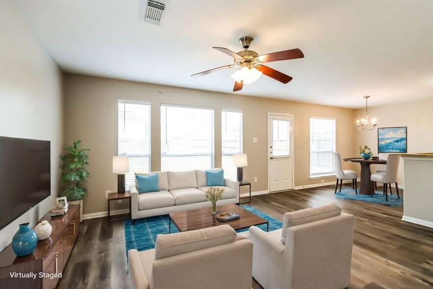 Building Photo - 1111 Richcrest Dr