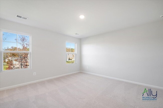 Building Photo - 54 Sophie Kathryn Dr