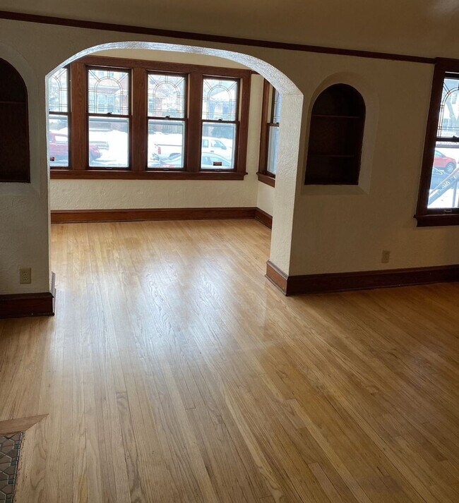 Building Photo - 2748 N 44th St
