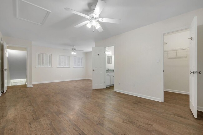 Building Photo - 4116 Silkbay Ct