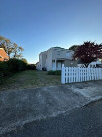 Building Photo - JP - Early