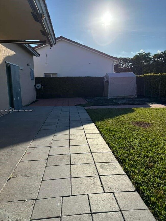 Building Photo - 16487 SW 56th Terrace