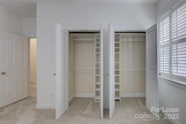 Building Photo - 11330 Deer Ridge Ln