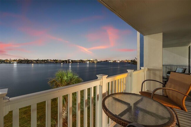 Building Photo - 500 Treasure Island Causeway
