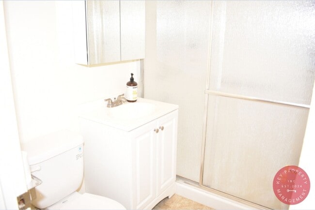 Building Photo - Grantville, Charming 4-Bedroom Home with S...