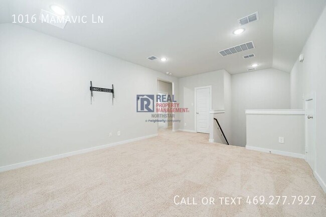 Building Photo - 1016 Mamavic Ln