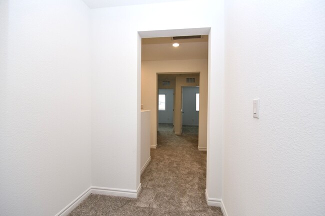 Building Photo - Brand New Build 3-Bedroom Townhome in Nort...