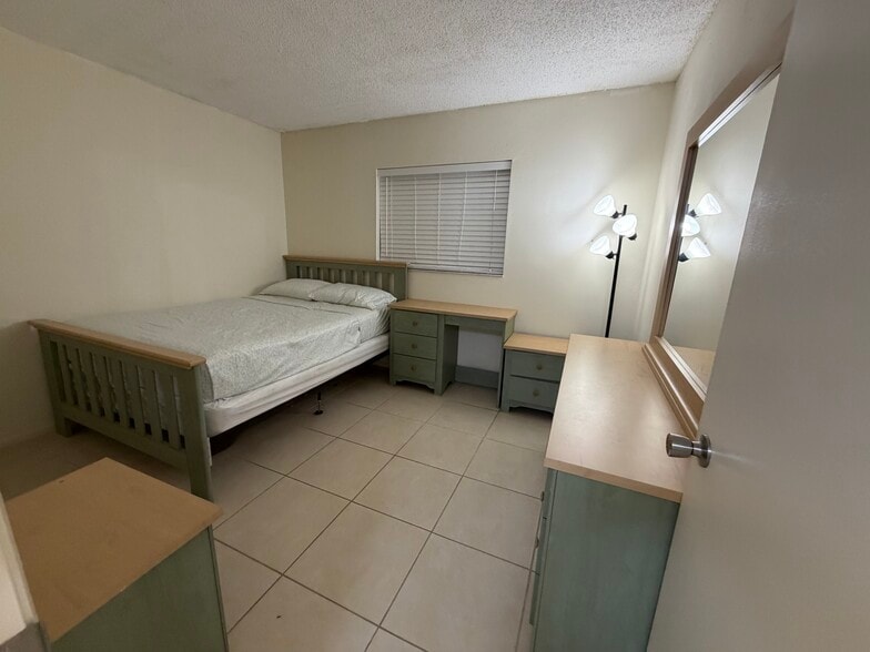 Building Photo - 7209 Cloister Dr