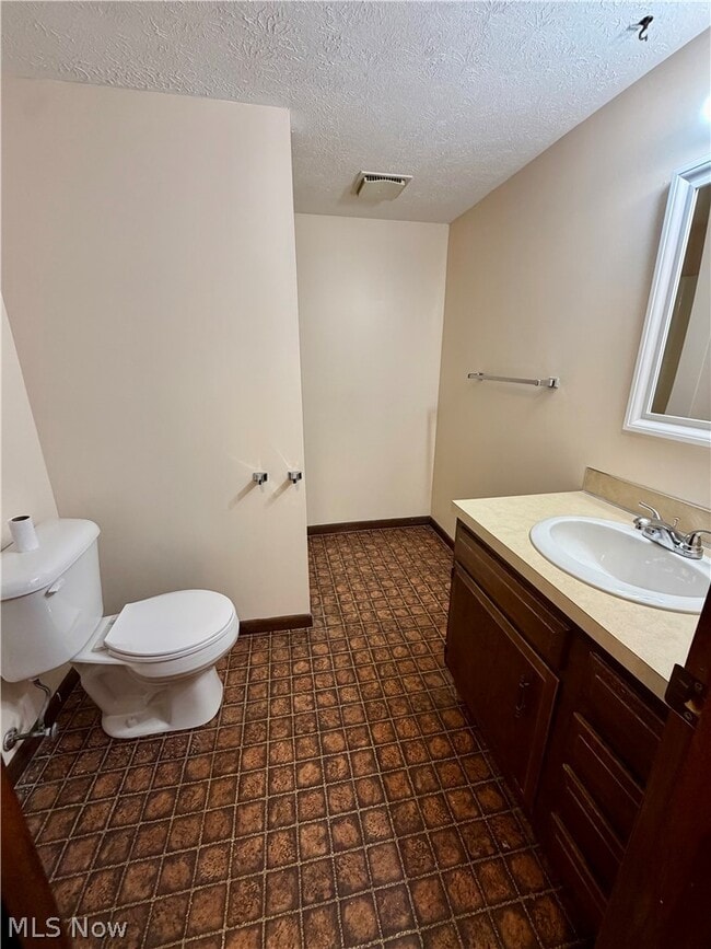 Building Photo - 6218 Island Dr NW
