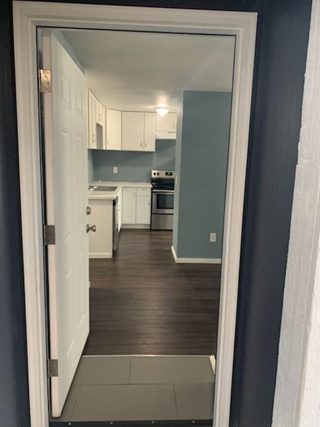 Building Photo - MAKRI*3310