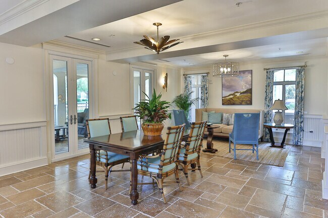 Building Photo - 400 Kelly Plantation Dr
