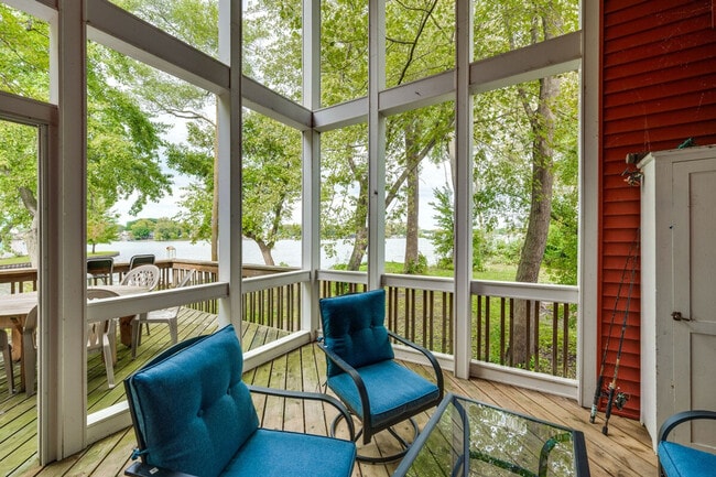 Building Photo - 35831 N Cedar Is