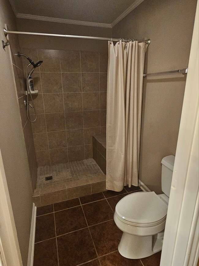 Building Photo - 16320 Langlinais Ln