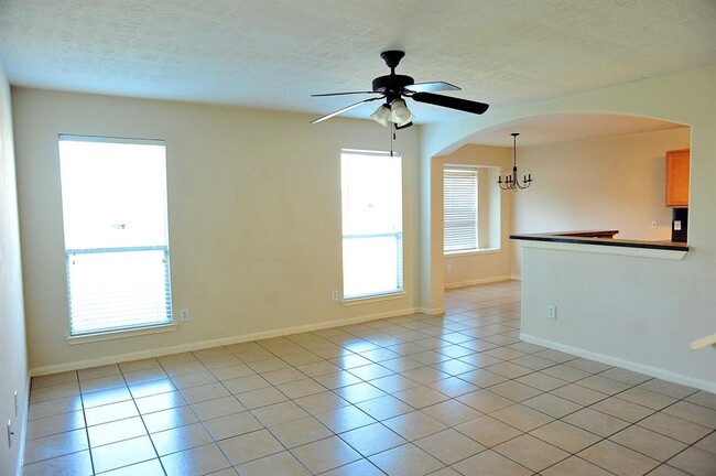 Building Photo - 12514 Jade Treasure Dr