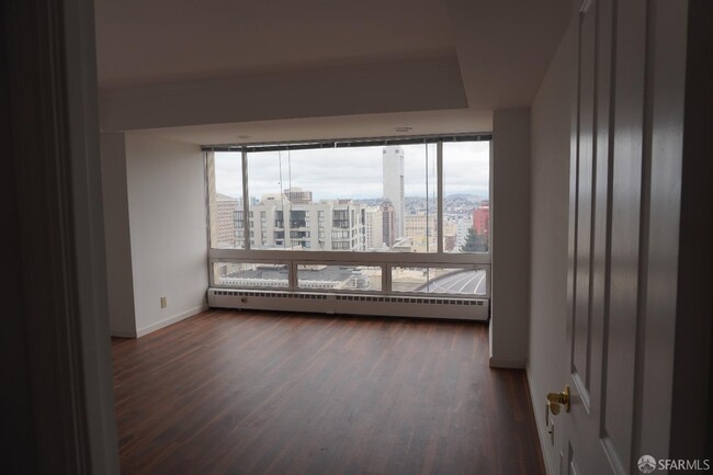 Building Photo - 1177 California St
