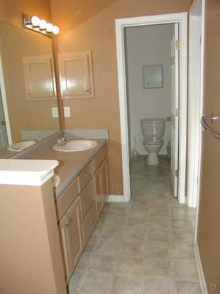 Building Photo - 6351 Cottage Woods Dr