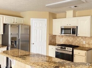 Building Photo - 1104 Coeburn Ct