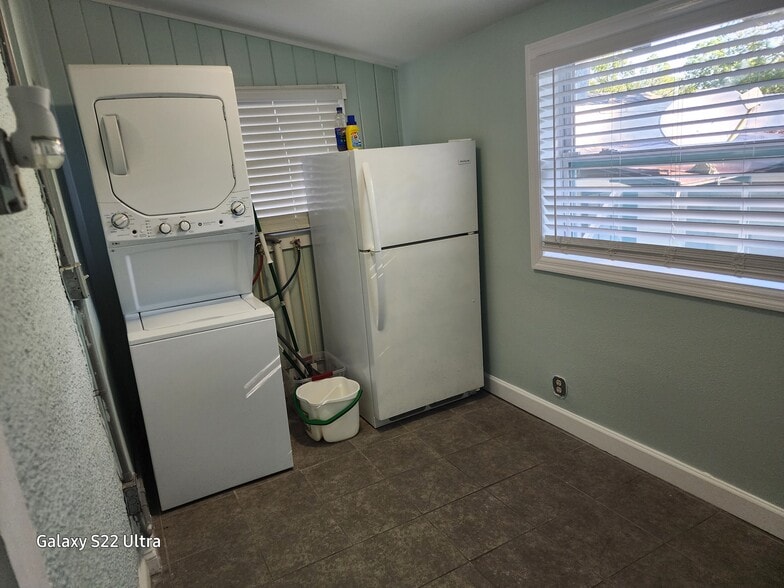 Building Photo - 740 Winfree Ave