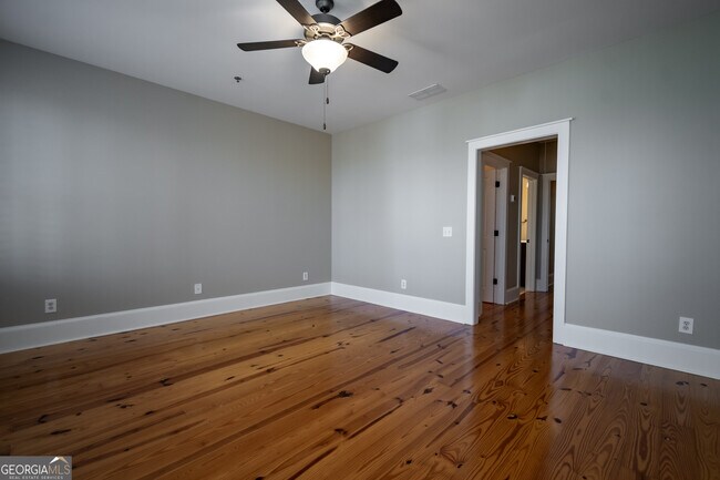 Building Photo - 83 Charter Oak Dr